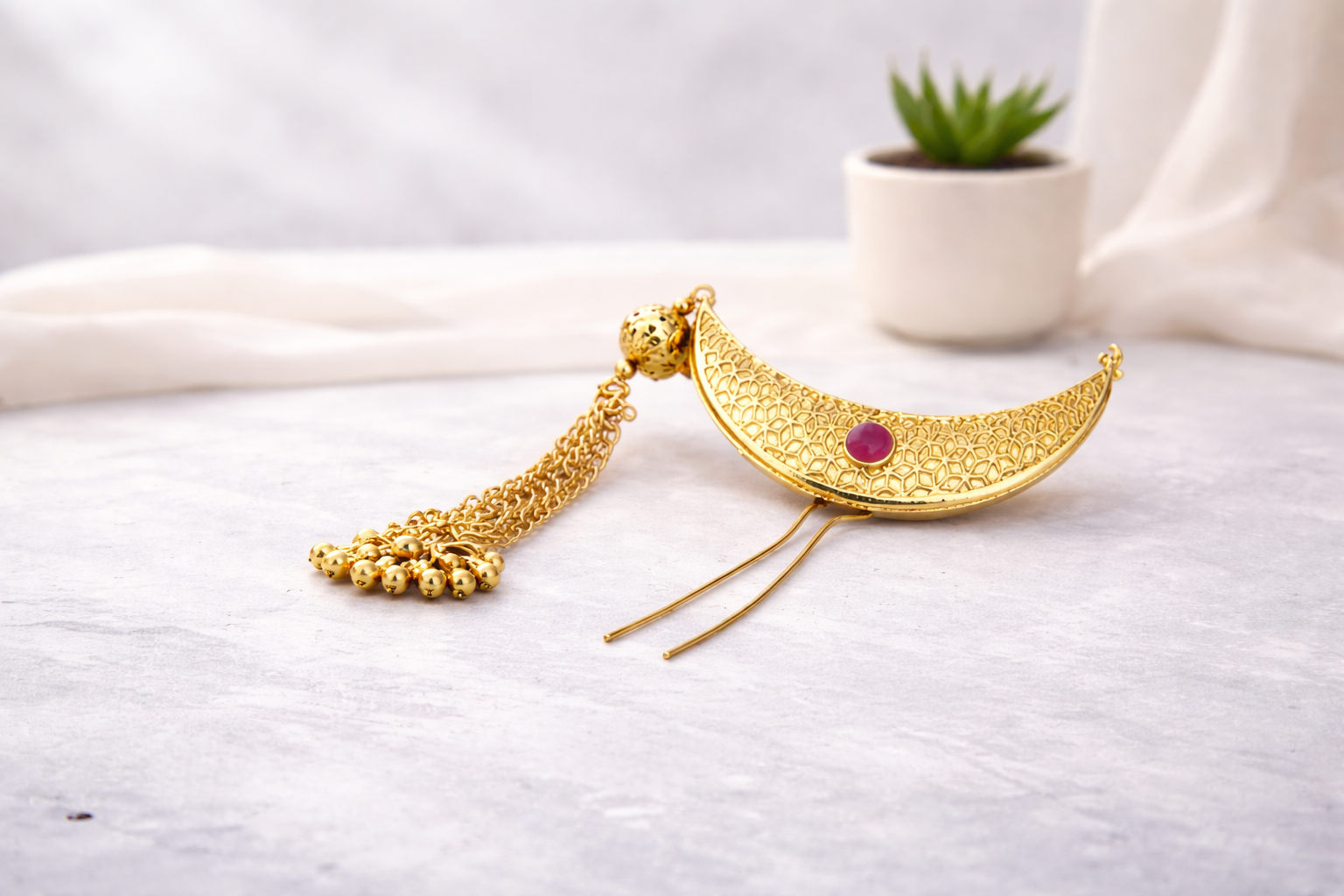 Hair Pin/Chandra Khopa