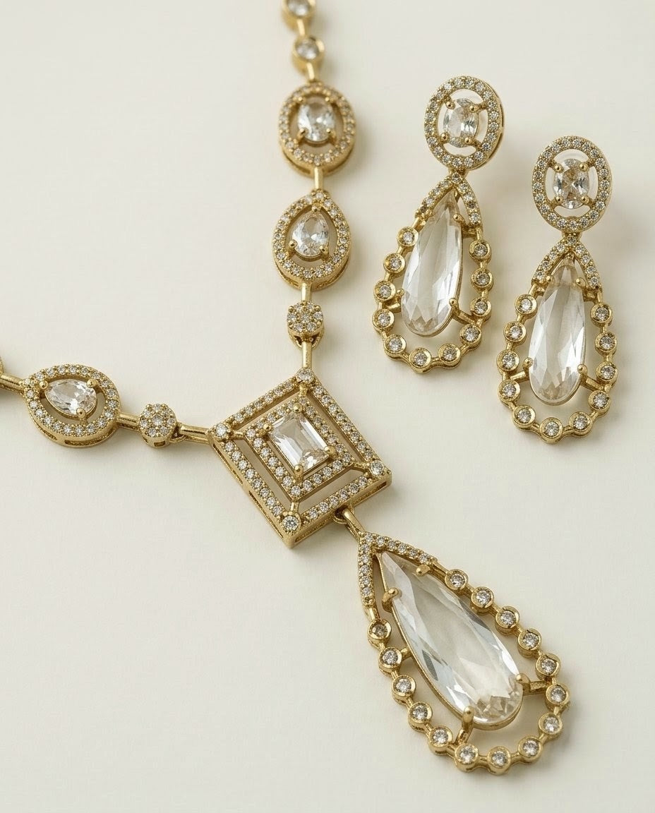 Gold-Plated AD Teardrop Pendant Necklace Set