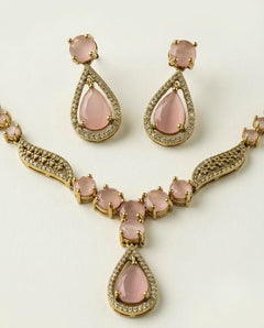 Gold-Plated AD Teardrop Pendant Necklace Set