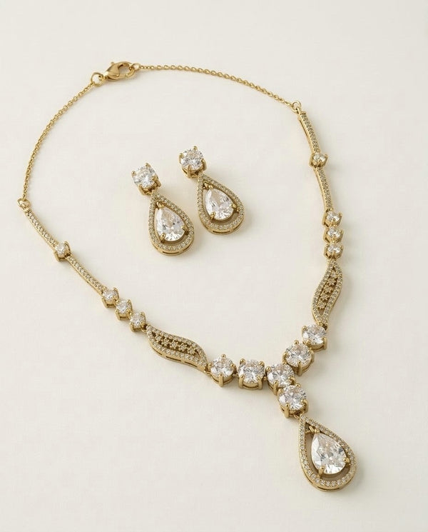 Gold-Plated AD Teardrop Pendant Necklace Set